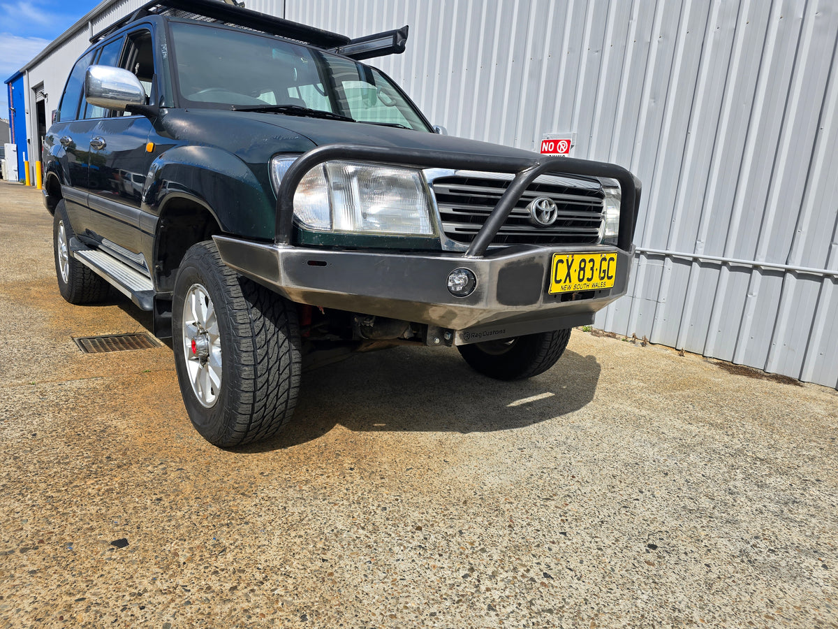 100 Series Plate Bullbar - New Style | Australian Made 4WD Parts | Rag Customs