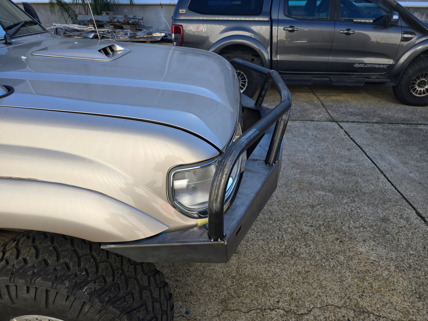 80 Series Plate Bullbar - New Style
