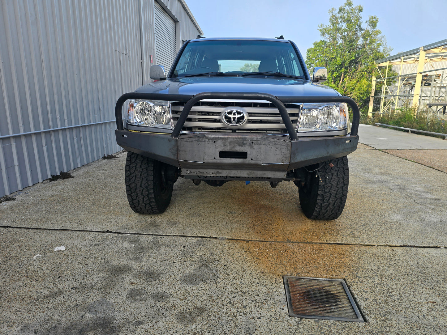 105 Series Plate Bullbar - New Style
