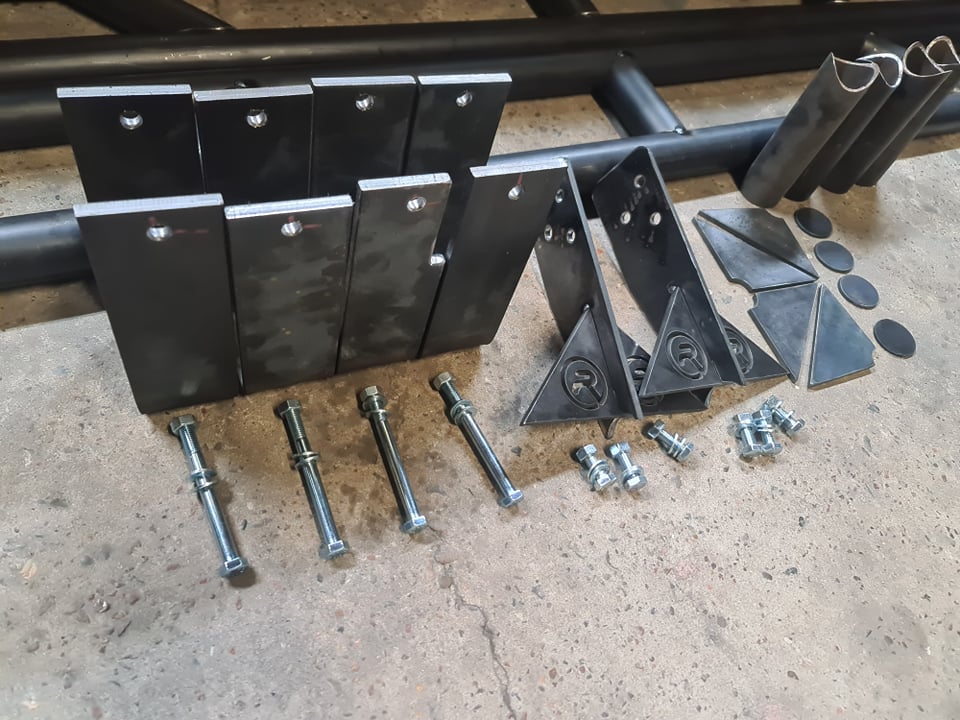 GU - GQ All Series DIY Rock Sliders Kit - KICKER