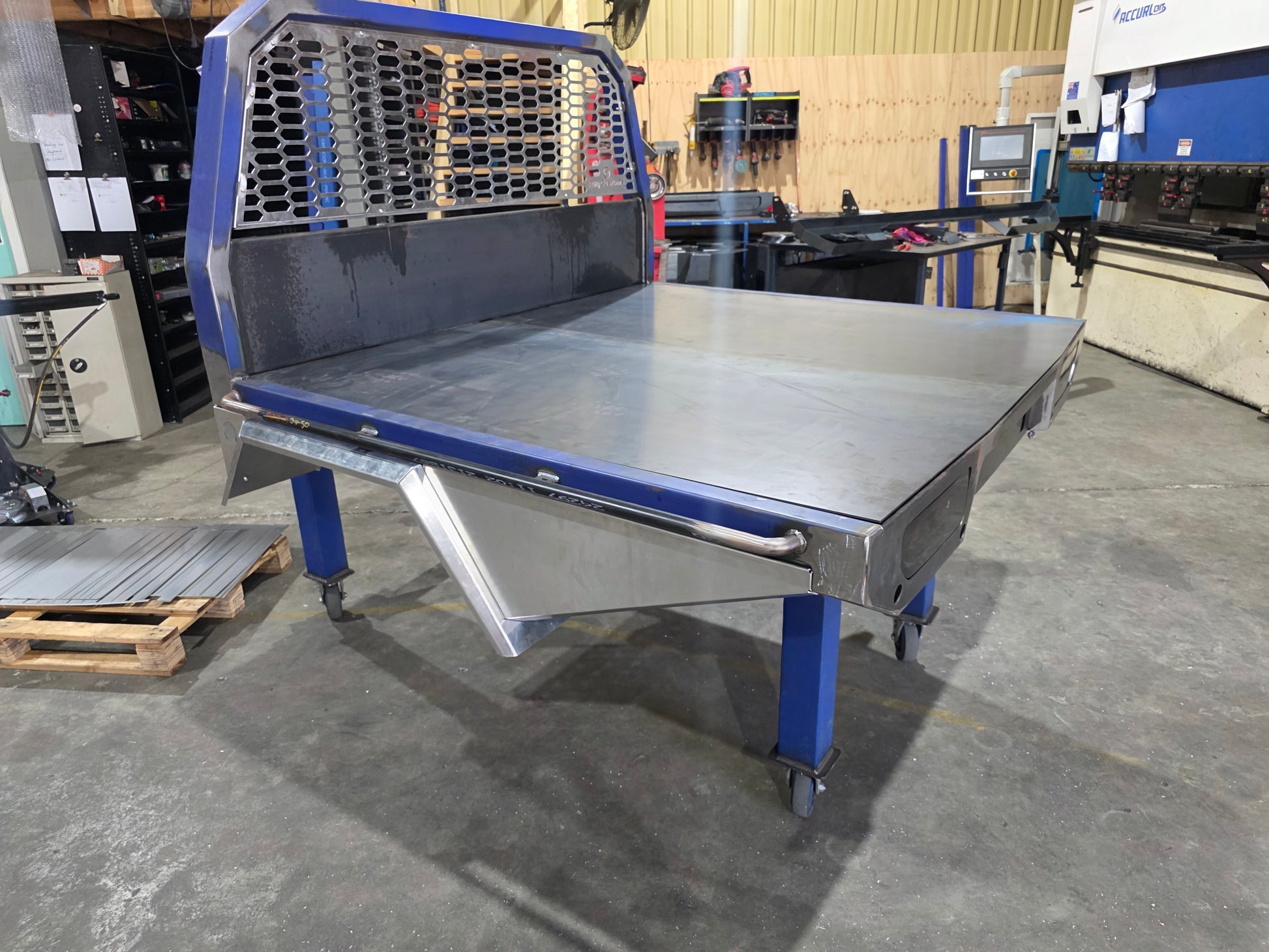 Dual Cab Ute Tray DIY Kit - Photo 2 | Rag Customs